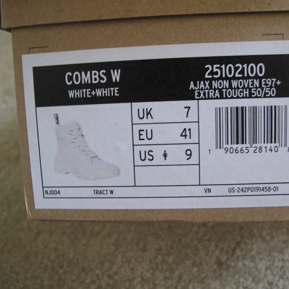 DR. MARTENS Combs White Boots NWT - Picture 11 of 11
